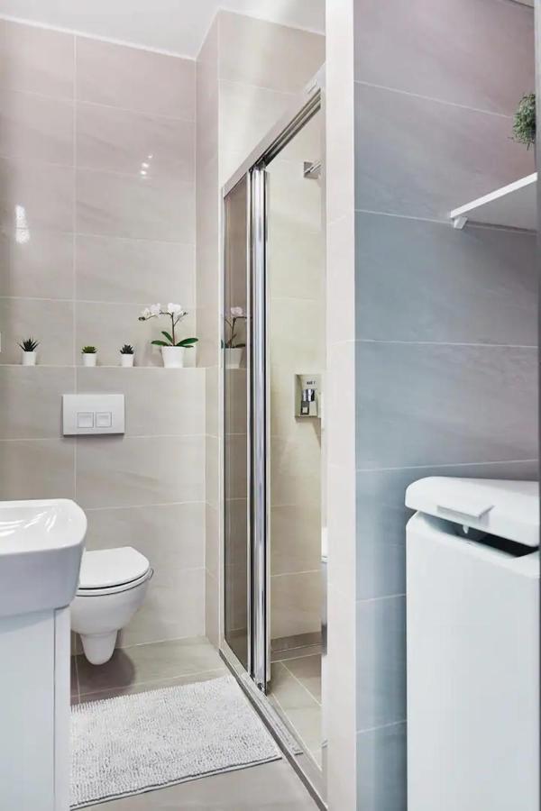 P&O Serviced Apartments Siedmiogrodzka III Varsó Kültér fotó